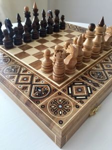 Сhess board set with storage 