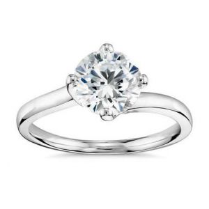 Big diamond ring 0.500 carat