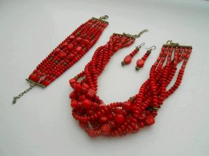 Coral short chunky necklace, earrings and bracelet set