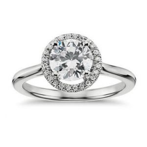 Ladies gold diamond ring 1 carat