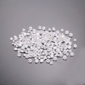 Натуральные калиброванные бриллианты 1,5 мм, цвет 3 (G), чистота 6 (I). 75 штук