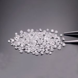 Натуральные калиброванные бриллианты 2 мм, цвет 3 (G), чистота 4 (VS). 30 штук