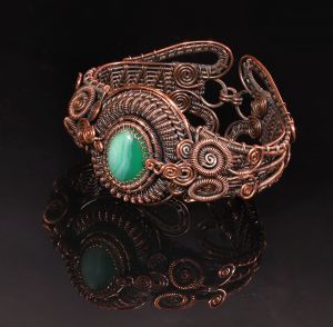Copper wire wrapped agate bracelet
