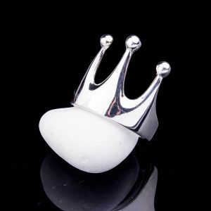 Modern silver crown ring