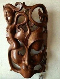 Балійська дерев'яна маска ручної роботи
