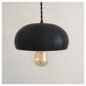 Чорна дерев'яна лампа