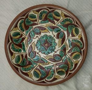 Керамічна декоративна тарілка "Ґорґани"