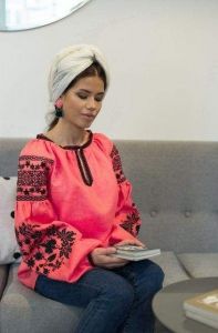 Українська жіноча вишиванка "Сокальська вишивка"