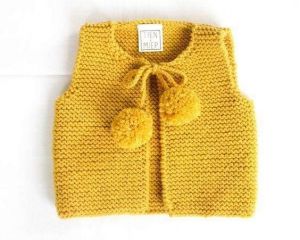 Girl knitted vest cardigan