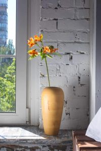 Різьблена дерев'яна ваза рустик