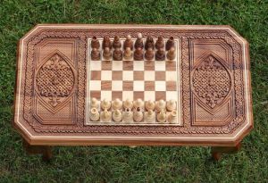 Walnut wooden chess board set, 