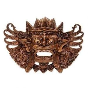 Лев Баронг- різьблена дерев'яна маска