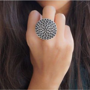 Round silver ring