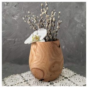 Кругла дерев'яна ваза
