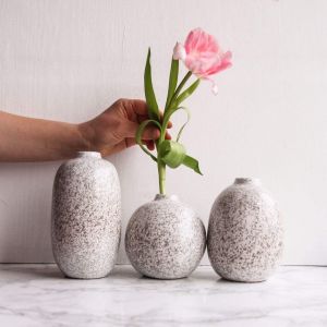 Набір сірих ваз