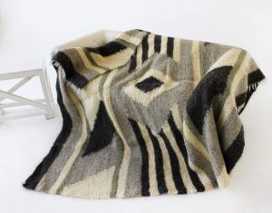 Sheep wool blanket “Apache”