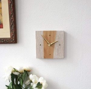 Декоративний годинник на стіну "Бежева і біла смужка"