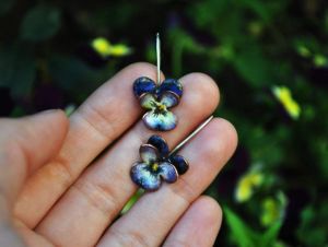 Summer silver earrings "Enamel pansies"