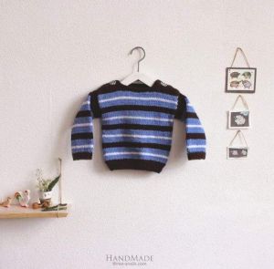 Смугастий дитячий светр