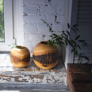 Дерев'яна ваза з корою рустик