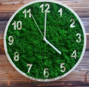 Дерев`яний настінний годинник "Зелений день"